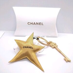 Gold Star and Key Holder
